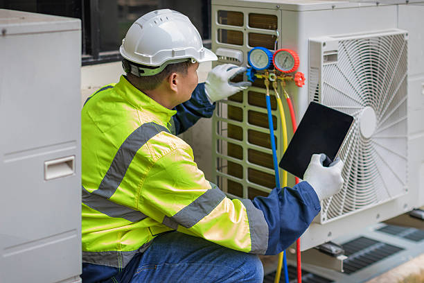 Professional Hvac technician working in Bandera, TX